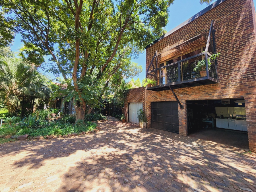 4 Bedroom Property for Sale in Grimbeeck Park North West